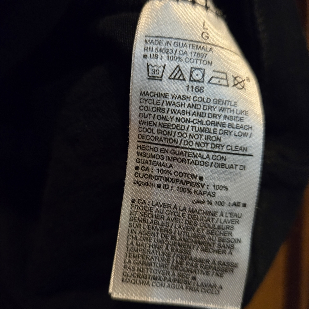 Old Navy Black Graphic T-Shirt - Picture 8 of 11